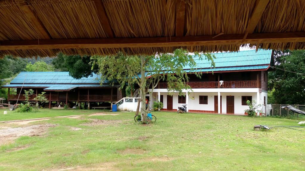 Konglor Eco-Lodge Guesthouse And Restaurant บ้านออ ภายนอก รูปภาพ